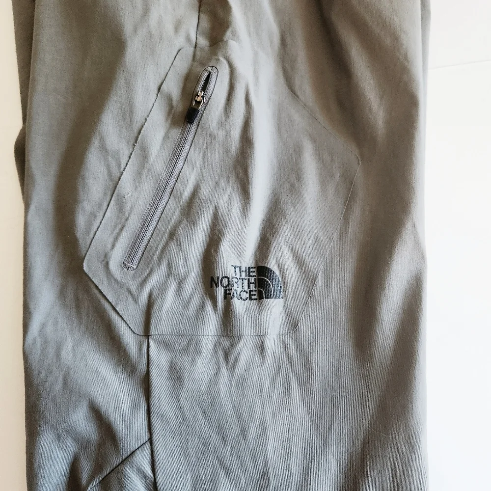 The North Face Men's Superhike Gray Pants Straight Leg Water Repellent Size 30